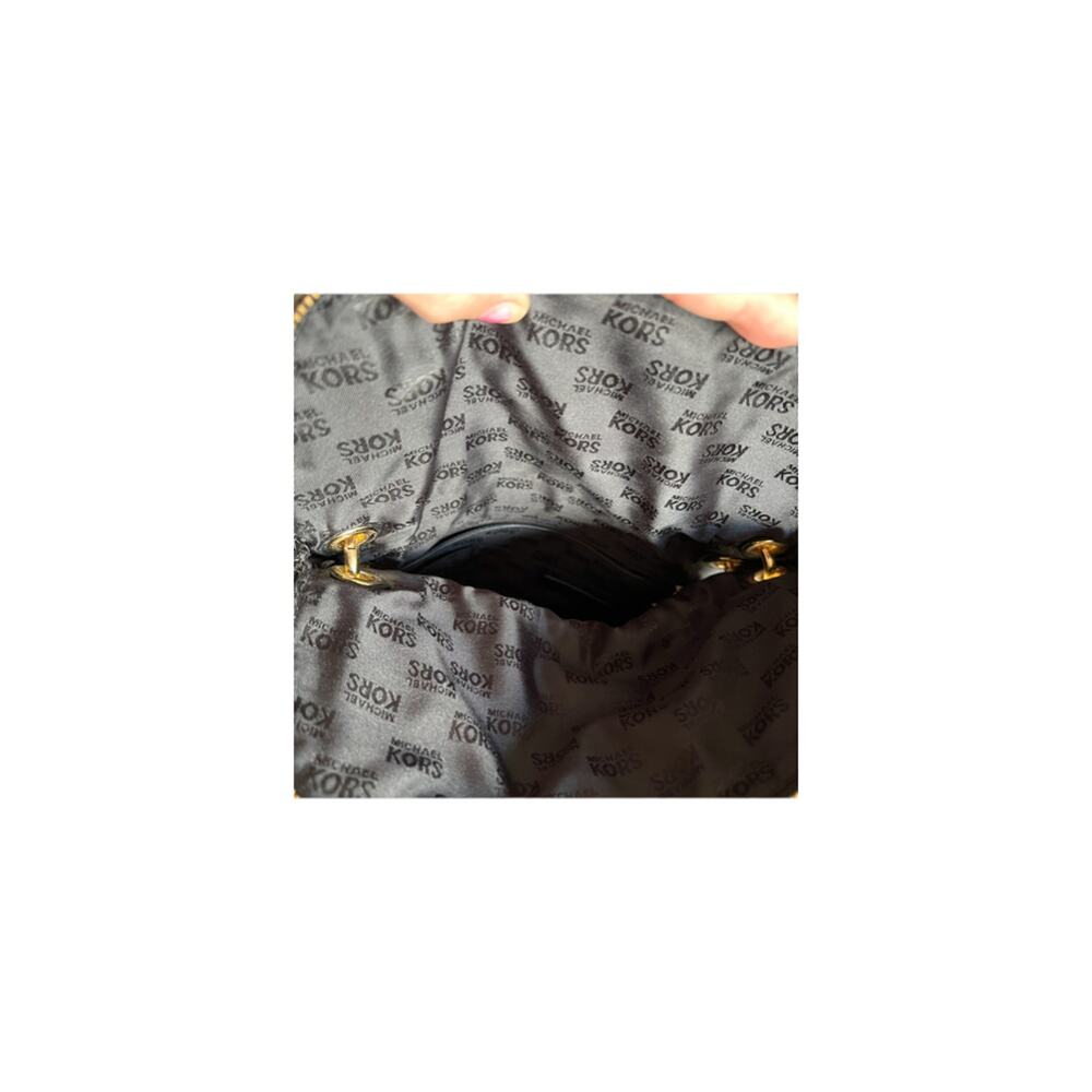 Michael Kors Black Textured Leather Stockard Bag - Picture 14 of 16